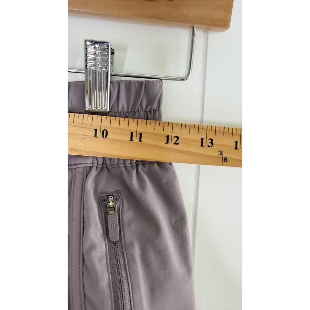 Lululemon Tracker V 4" Low Rise Short Women 4 Smoked Mulberry W7AA6S Swift Ultra - Picture 6 of 11